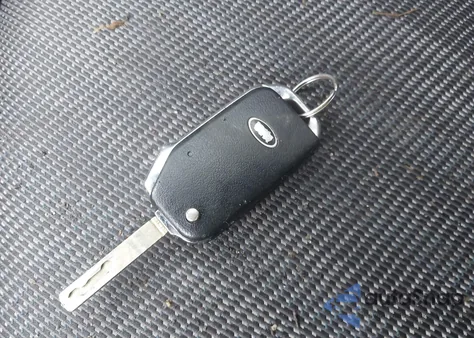 2021 Kia Seltos Lx from USA, damaged, VIN KNDEPCAA5M7046009